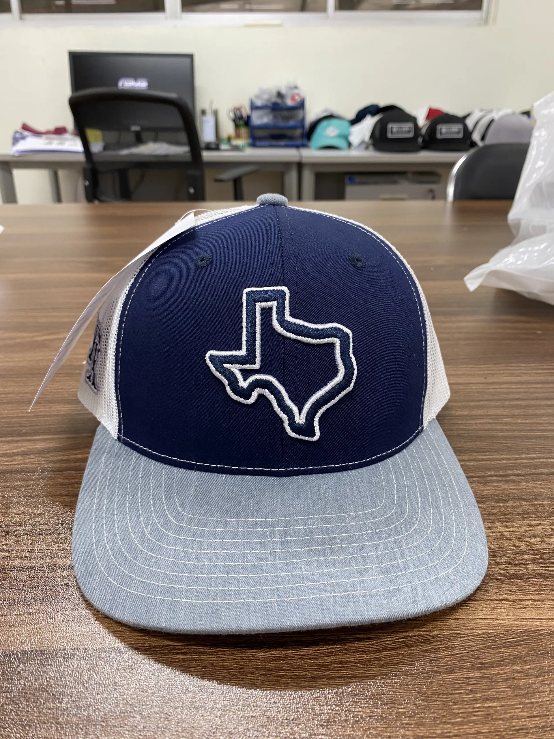 Wholesale Premium Quality Trucker Hats Mesh With 3D Embroidery Logo Custom Design and Color Factory Headwear  Gorras 7