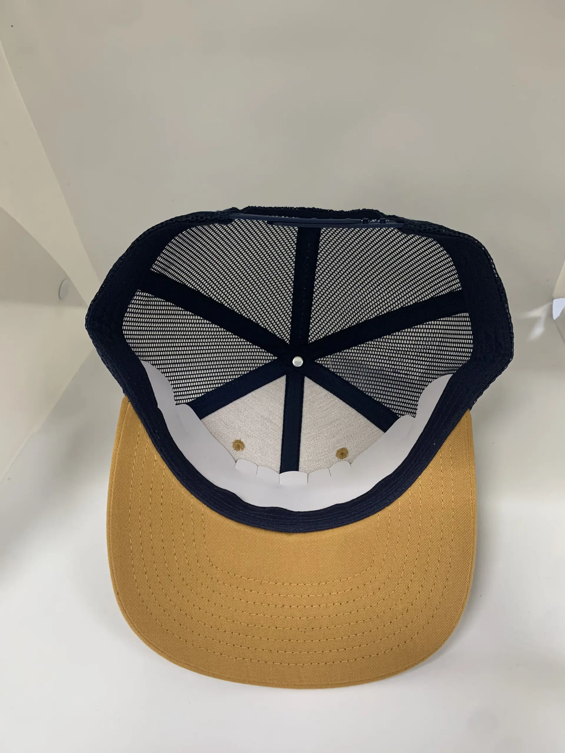 WholeSale Trucker Hats Custom Snapback Caps Vietnam Factory Promotional Hat Sport Dad Cap 5