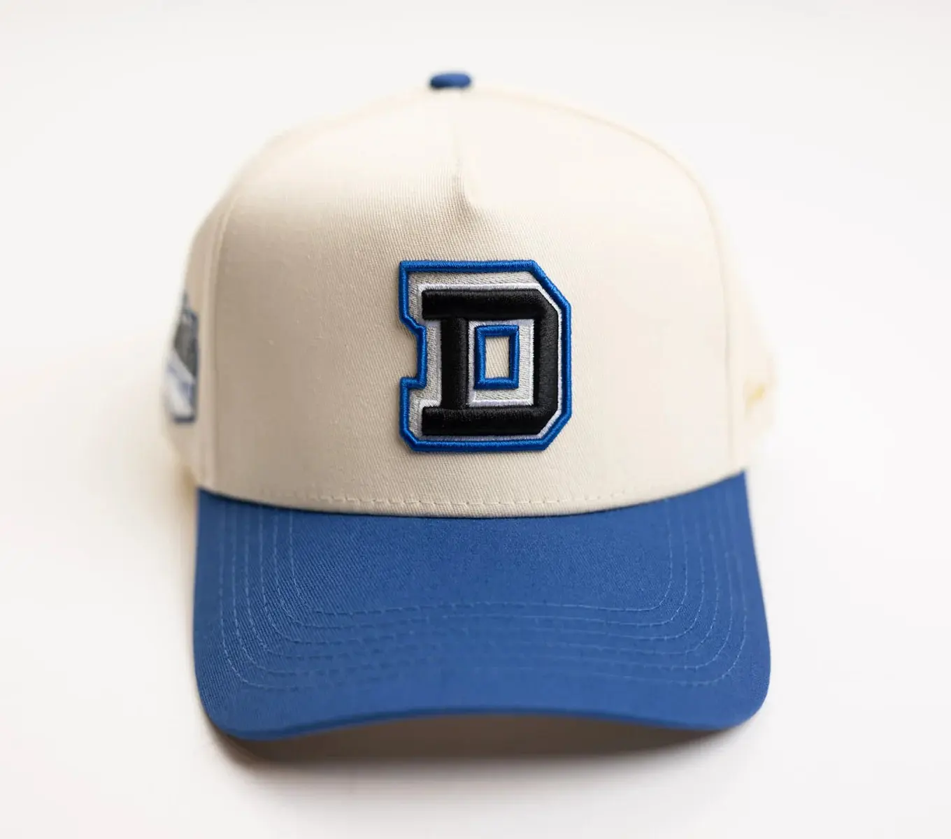 Wholesale Two Tone Baseball Cap Embroidery Logo High Quality Customize Outdoor Fishing Sports Cap Comfortable Material 2