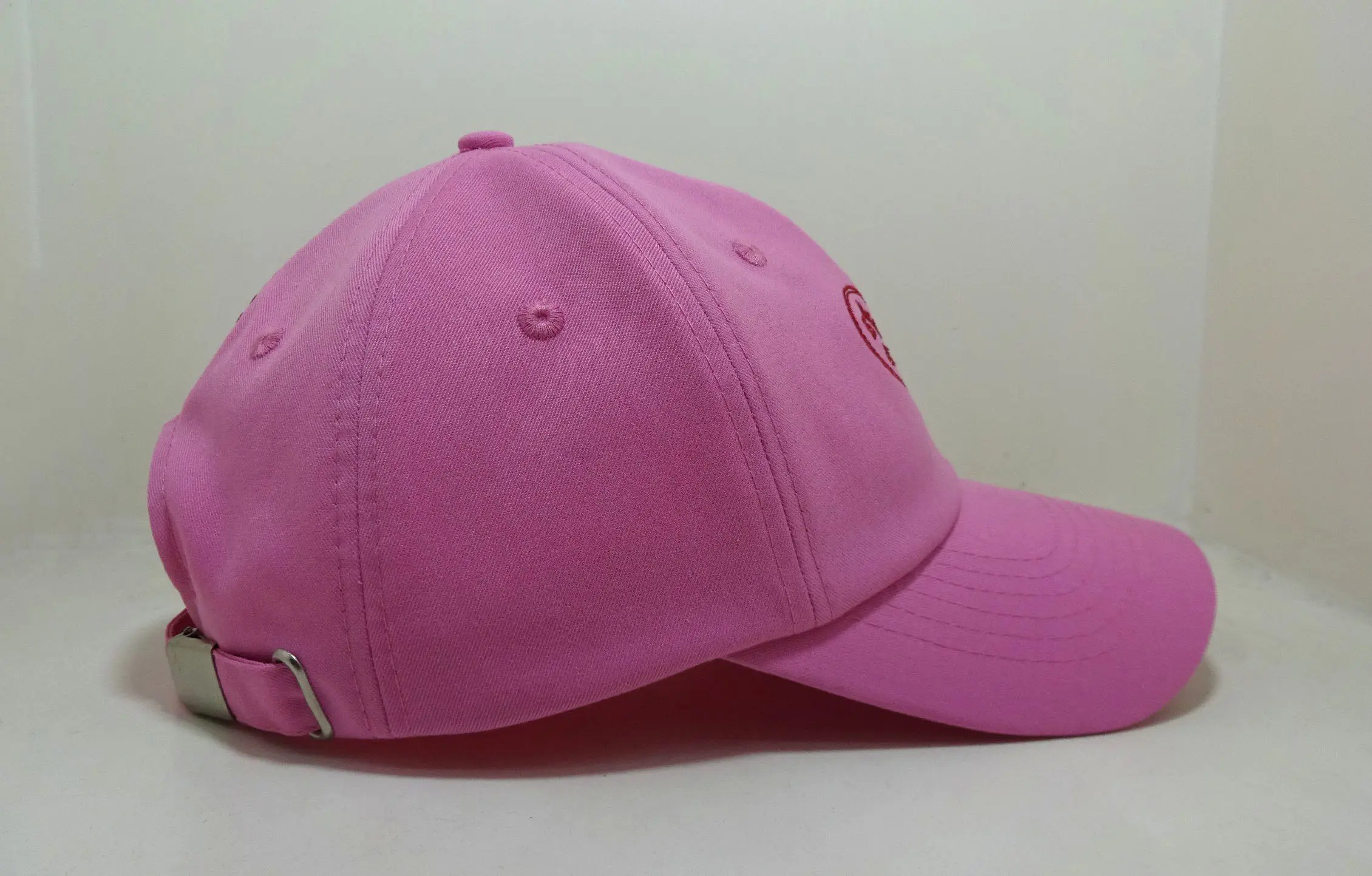 Wholesale Unstructured 6 Panel Baseball Cap Custom Logo Adjustable Buckle Vintage Hat Sports Cap for Unisex in Vietnam Factory 3