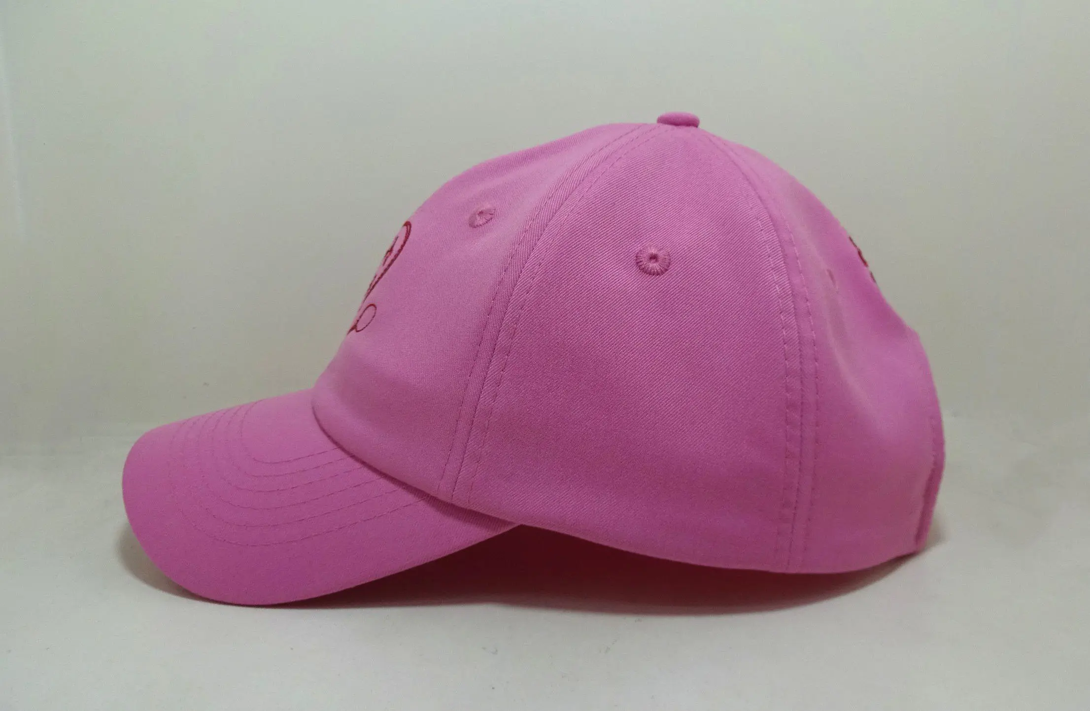 Wholesale Unstructured 6 Panel Baseball Cap Custom Logo Adjustable Buckle Vintage Hat Sports Cap for Unisex in Vietnam Factory 4