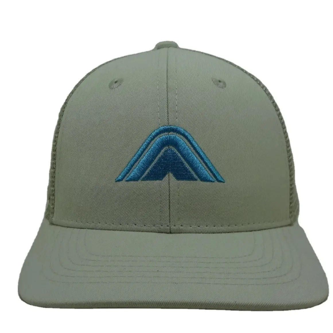 Wholesale White Mesh Trucker Hats in Vietnam Factory Custom Embroidery Logo High Quality Brand Caps 1