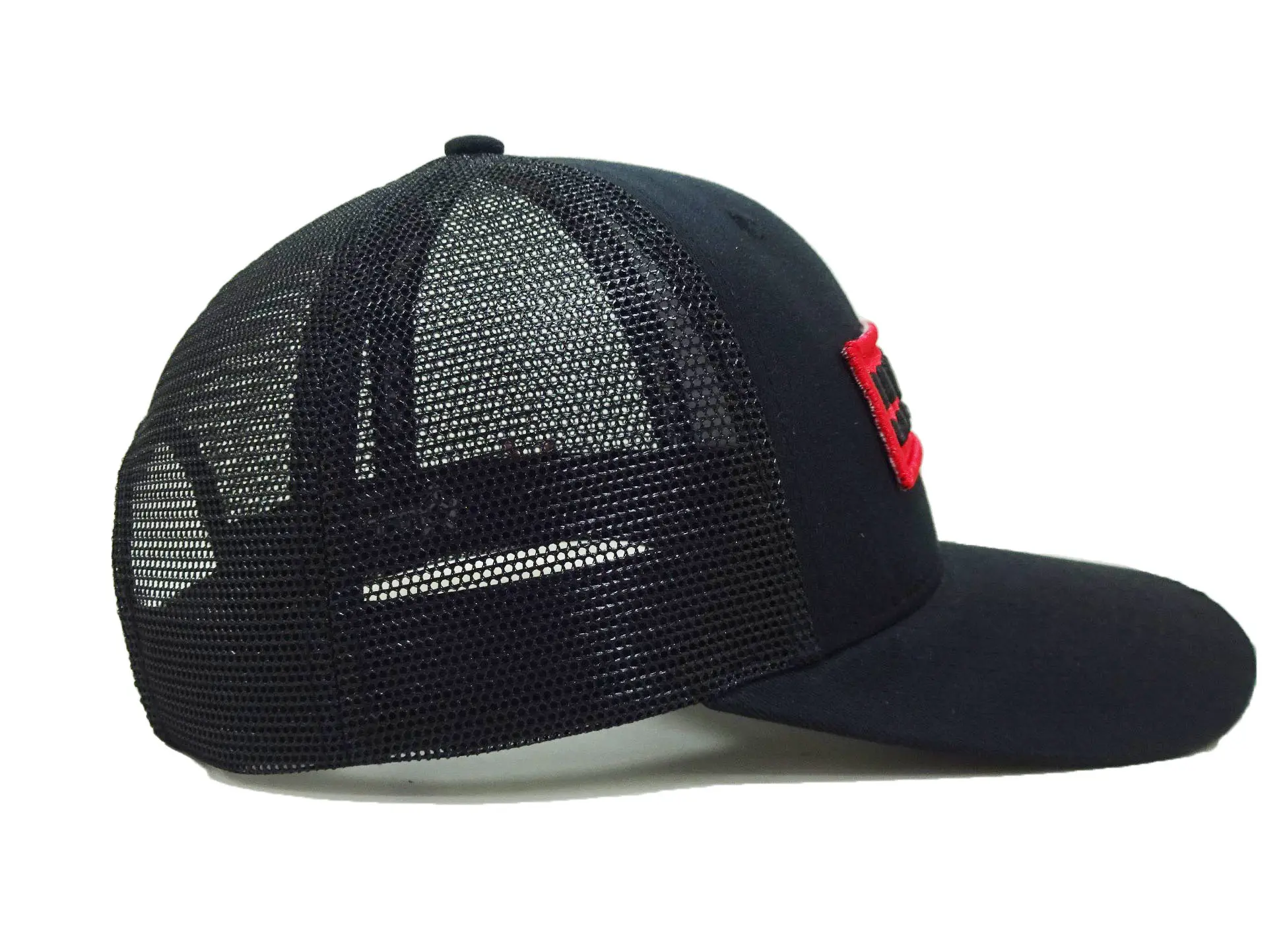Wholesale Wulf Logo Black Trucker Hats Outdoor 6 Panels 3D Embroidery Logo Custom Makes Men and Women Sport Hats 6